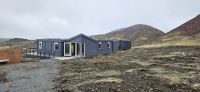 PICTURES/Inside the Volcan Tour/t_Hut3.jpg
